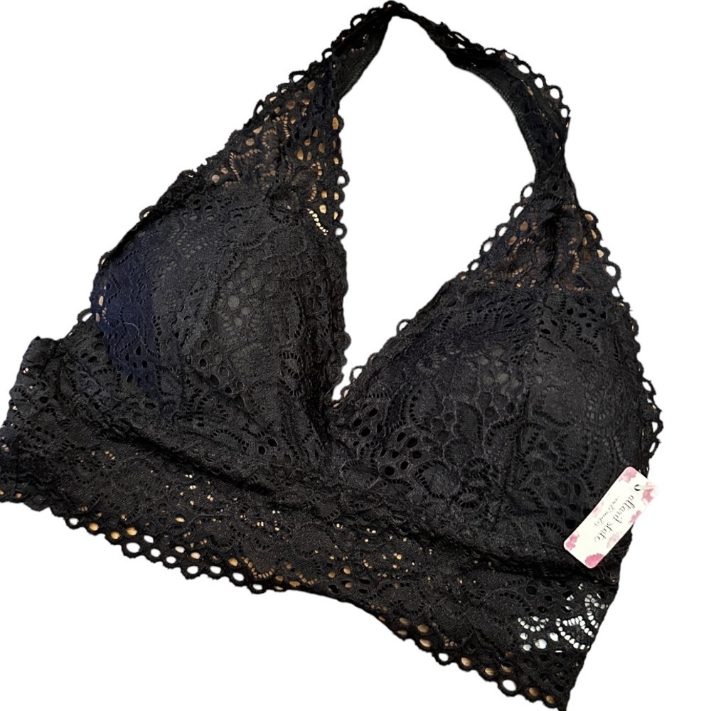 Altar'd State Black Lace Bralette nwt‎